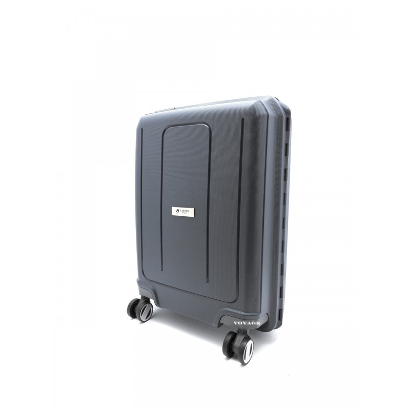 Дорожный пластиковый чемодан Airtex 226 ручная кладь S полипропилен Черный - Voyage